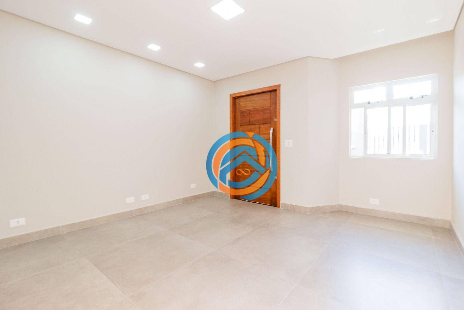 Casa à venda com 3 quartos, 210m² - Foto 11