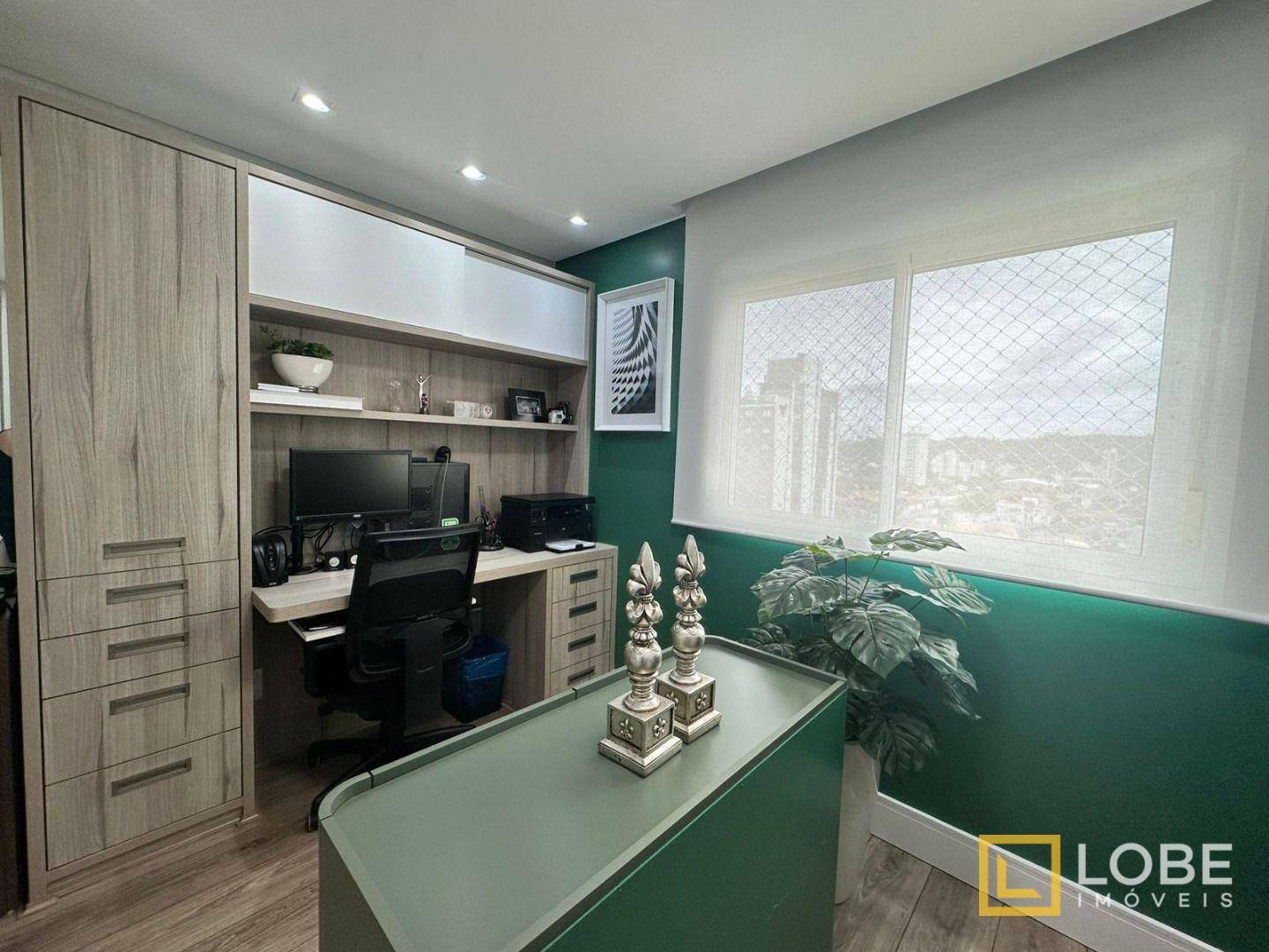 Apartamento à venda com 3 quartos, 134m² - Foto 7