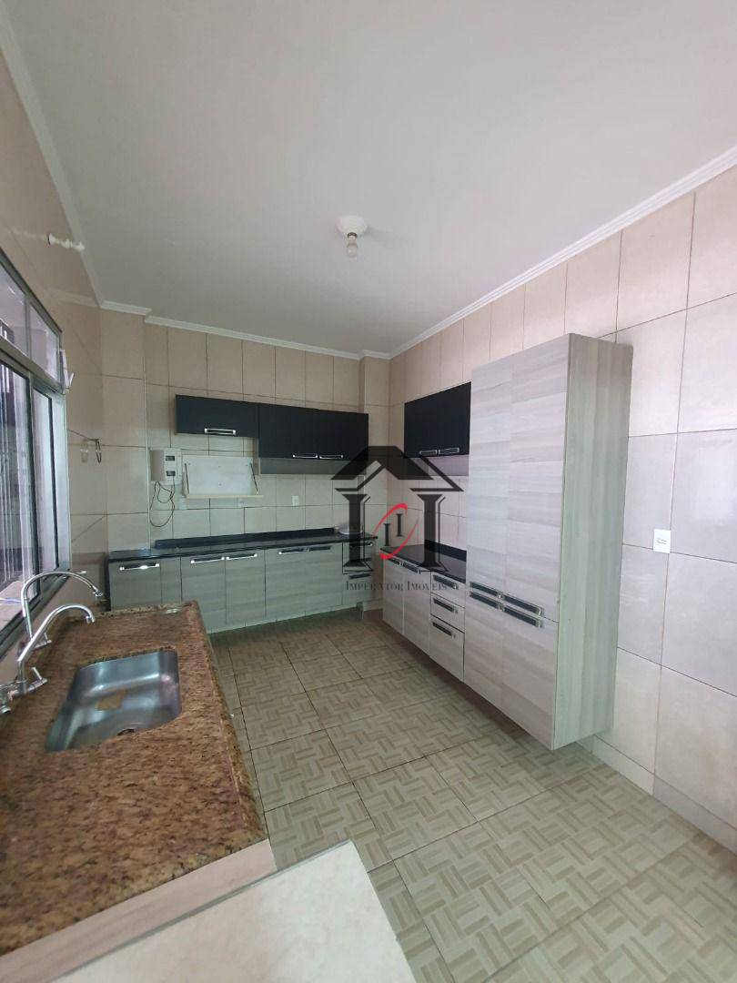 Casa para alugar com 2 quartos, 150m² - Foto 40