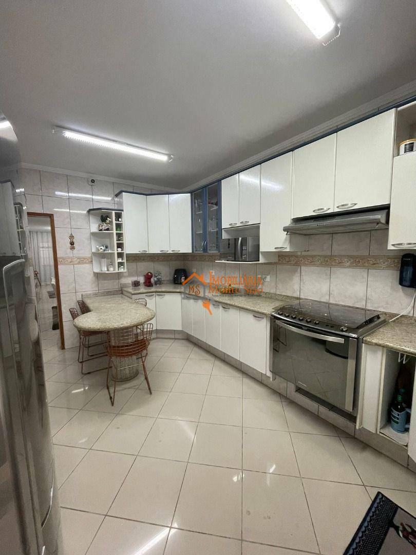 Casa à venda com 3 quartos, 210M2 - Foto 12