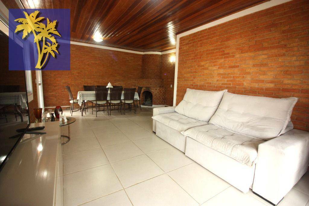 Casa de Condomínio à venda com 5 quartos, 230m² - Foto 11