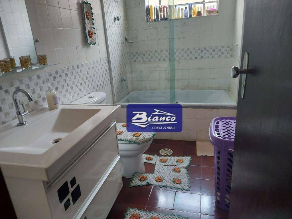 Sobrado à venda com 3 quartos, 200m² - Foto 9