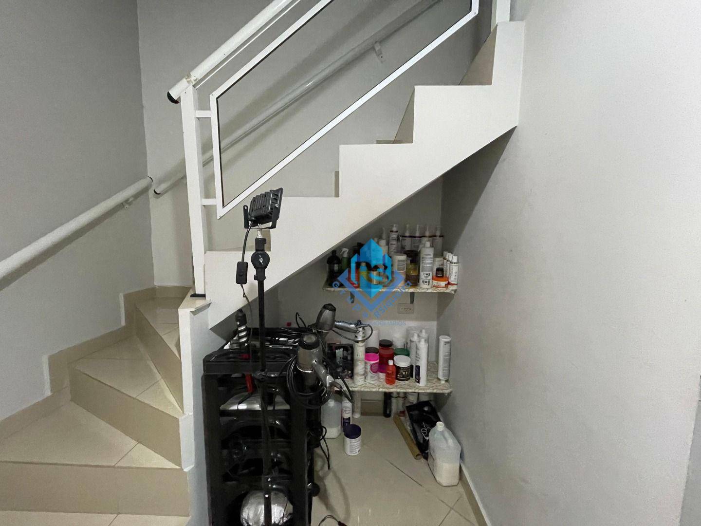 Sobrado à venda com 3 quartos, 209m² - Foto 6