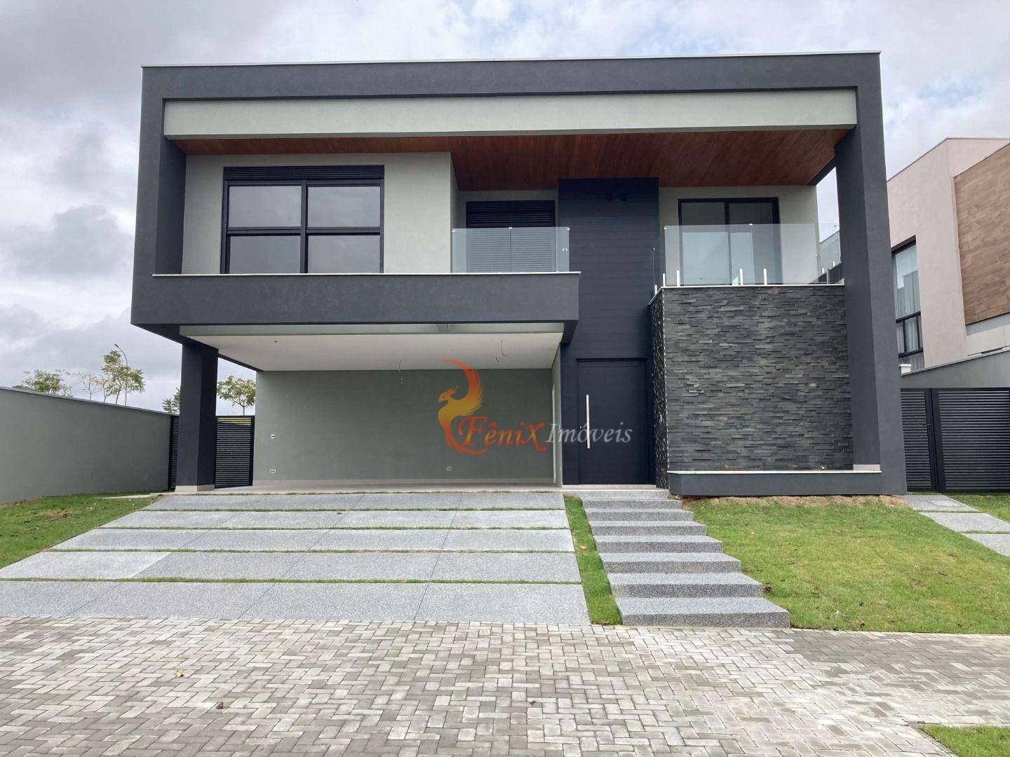 Sobrado à venda com 5 quartos, 397m² - Foto 1