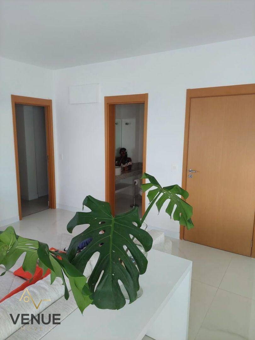 Apartamento à venda com 3 quartos, 193m² - Foto 12