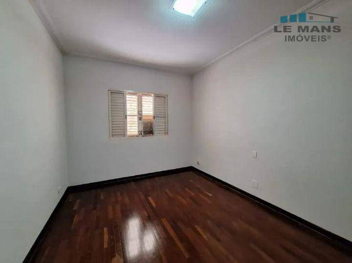 Casa à venda e aluguel com 3 quartos, 175m² - Foto 16