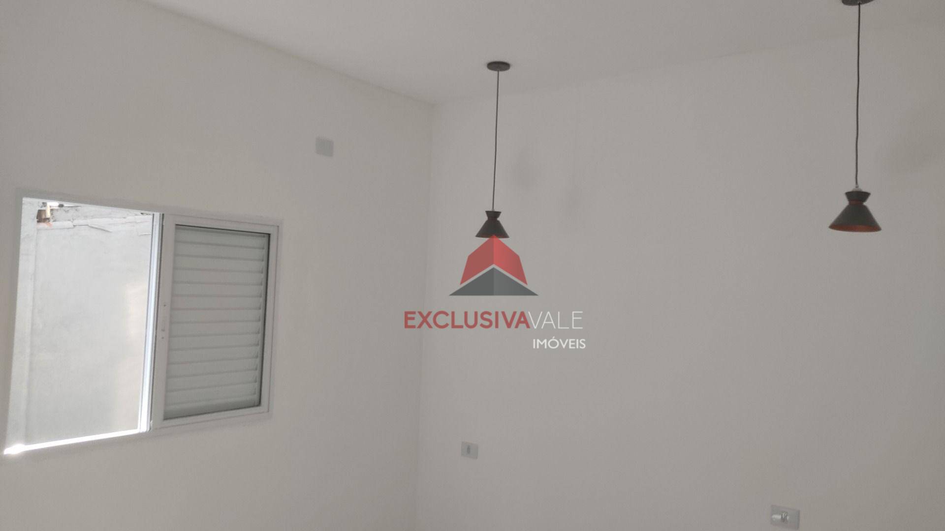 Casa à venda com 2 quartos, 73m² - Foto 9