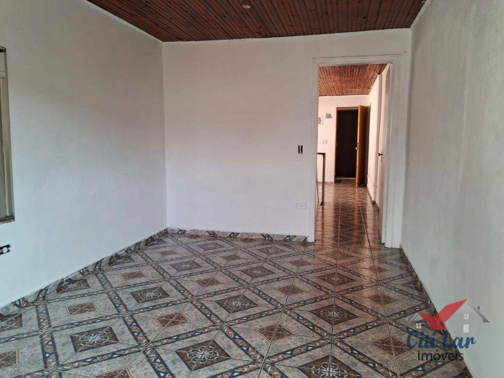 Casa para alugar com 1 quarto, 551m² - Foto 2