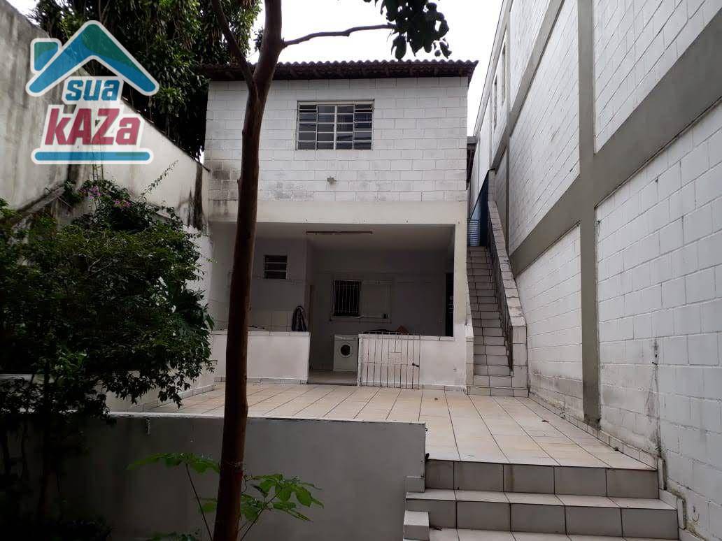 Casa à venda com 5 quartos, 297m² - Foto 2