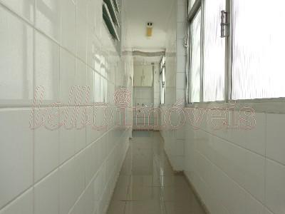 Apartamento para alugar com 3 quartos, 230m² - Foto 16