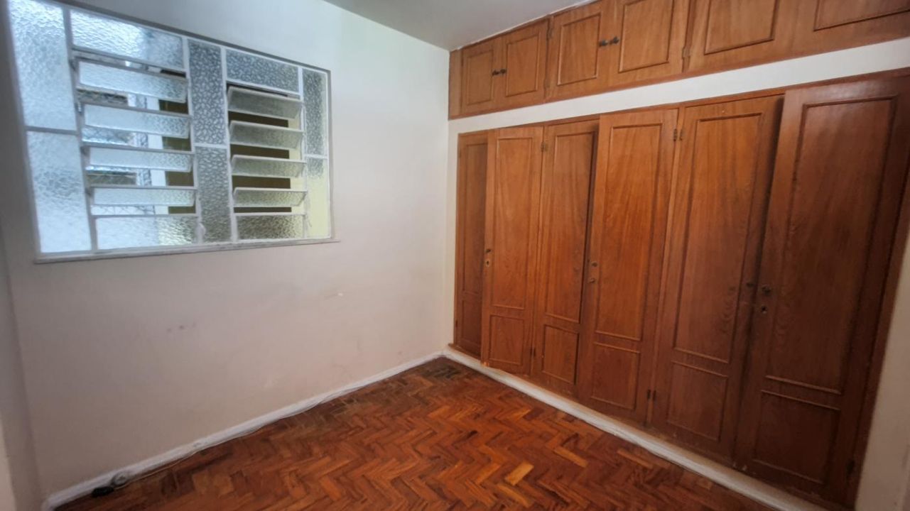 Apartamento à venda com 2 quartos, 65m² - Foto 12