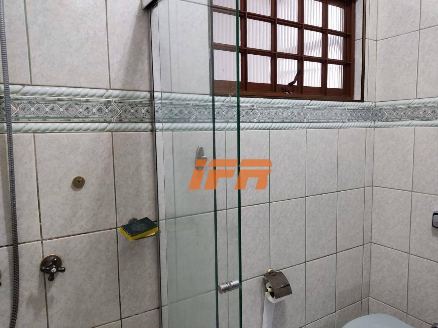 Sobrado à venda e aluguel com 4 quartos, 267m² - Foto 37