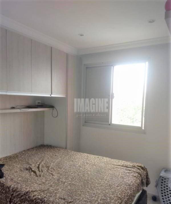 Apartamento à venda com 2 quartos, 49m² - Foto 3