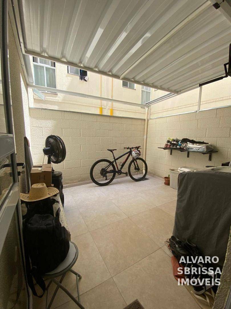 Apartamento à venda com 2 quartos, 50m² - Foto 8