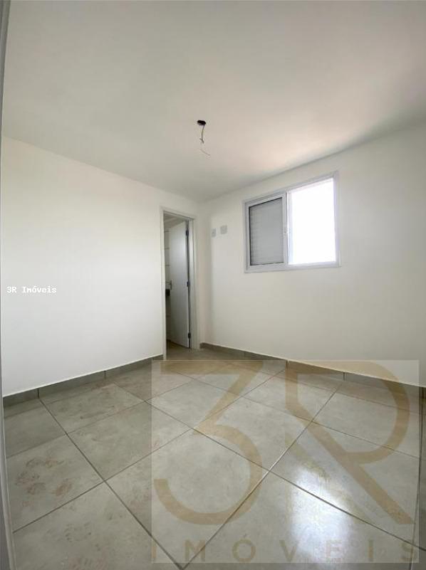 Apartamento à venda com 2 quartos, 61m² - Foto 18