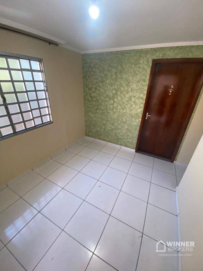 Casa à venda com 4 quartos, 200m² - Foto 5