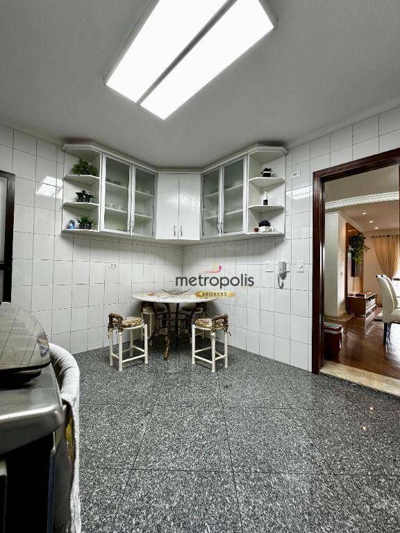 Apartamento à venda com 3 quartos, 120m² - Foto 13