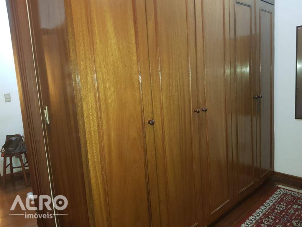 Apartamento à venda com 4 quartos, 230m² - Foto 22