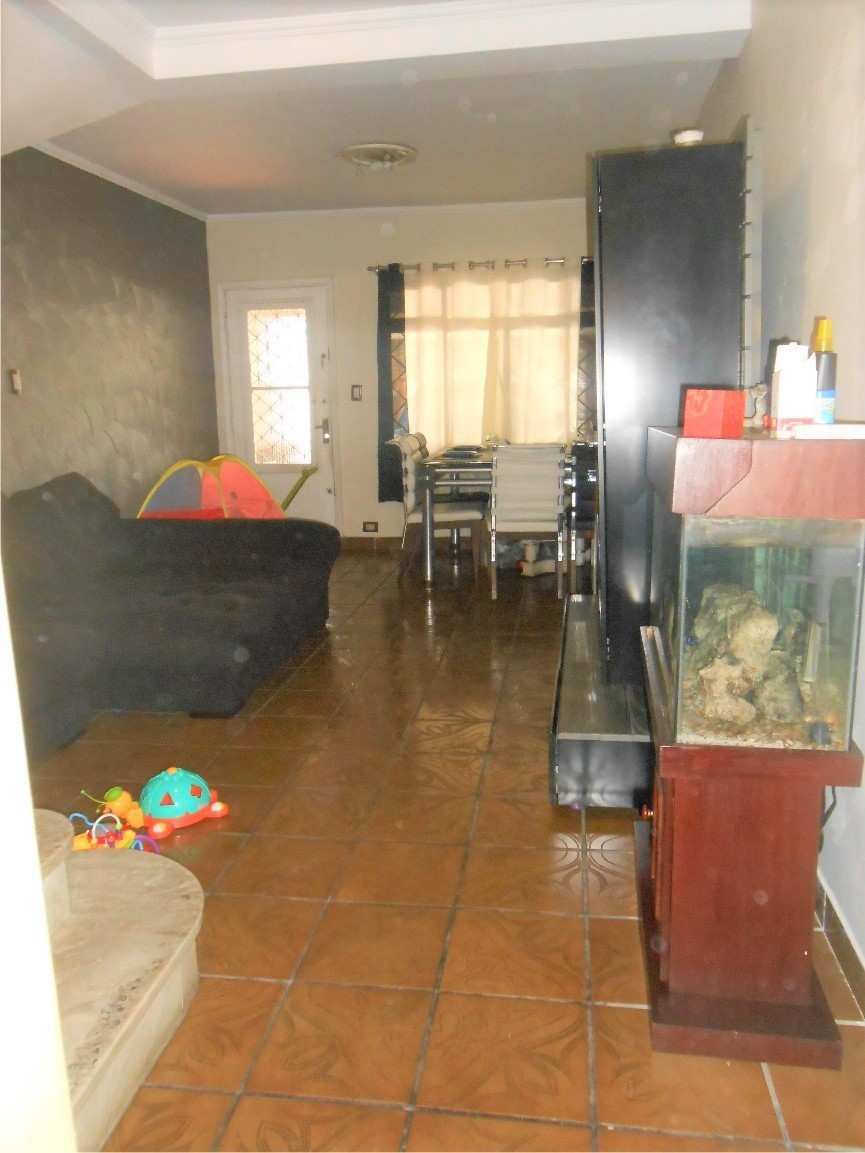 Sobrado à venda com 2 quartos, 120m² - Foto 1