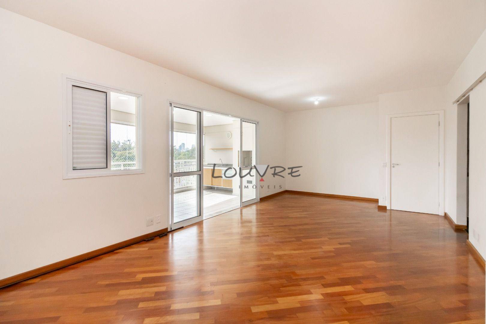 Apartamento à venda com 3 quartos, 125m² - Foto 3