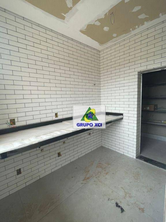 Sobrado à venda com 4 quartos, 311m² - Foto 5