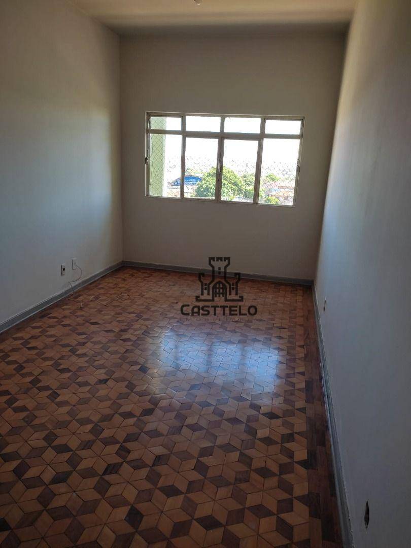 Apartamento à venda com 3 quartos, 90m² - Foto 12