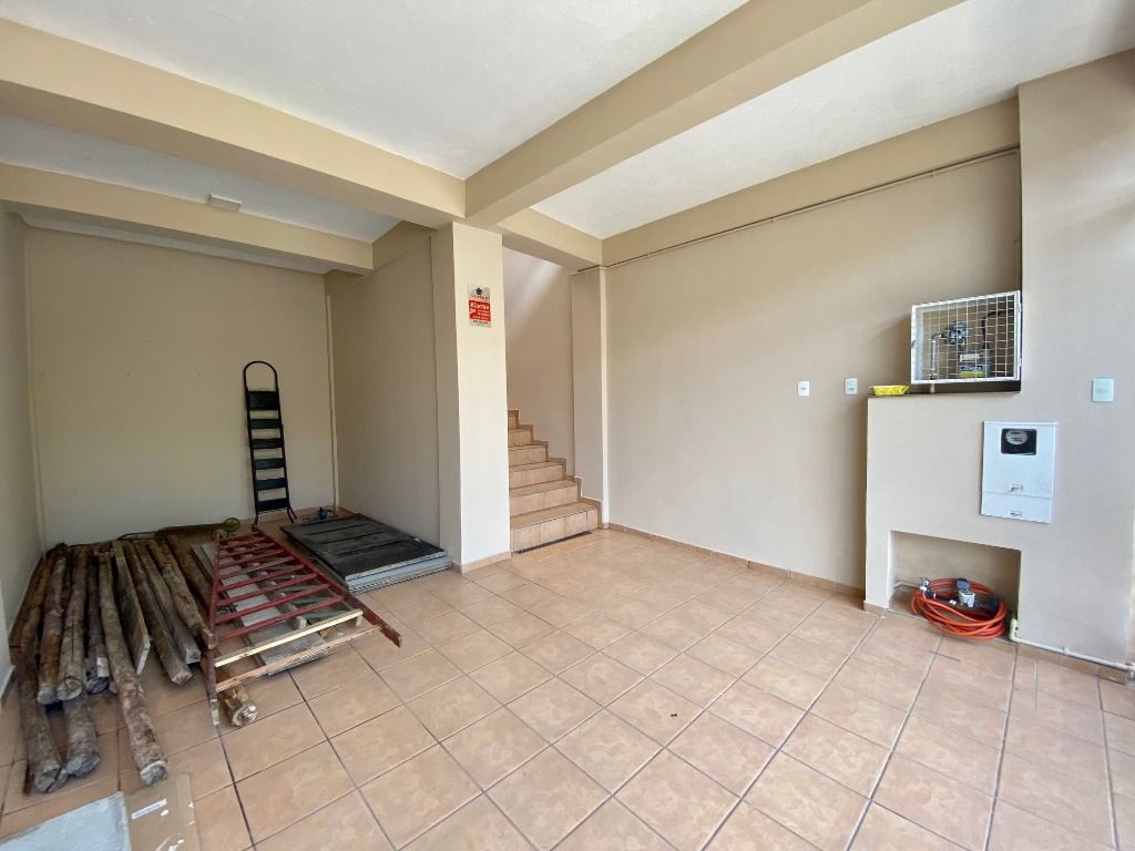 Casa à venda com 2 quartos, 156m² - Foto 18