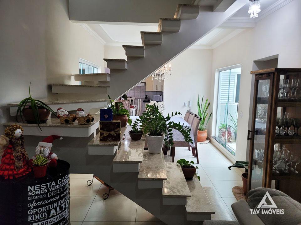 Casa à venda com 3 quartos, 183m² - Foto 7