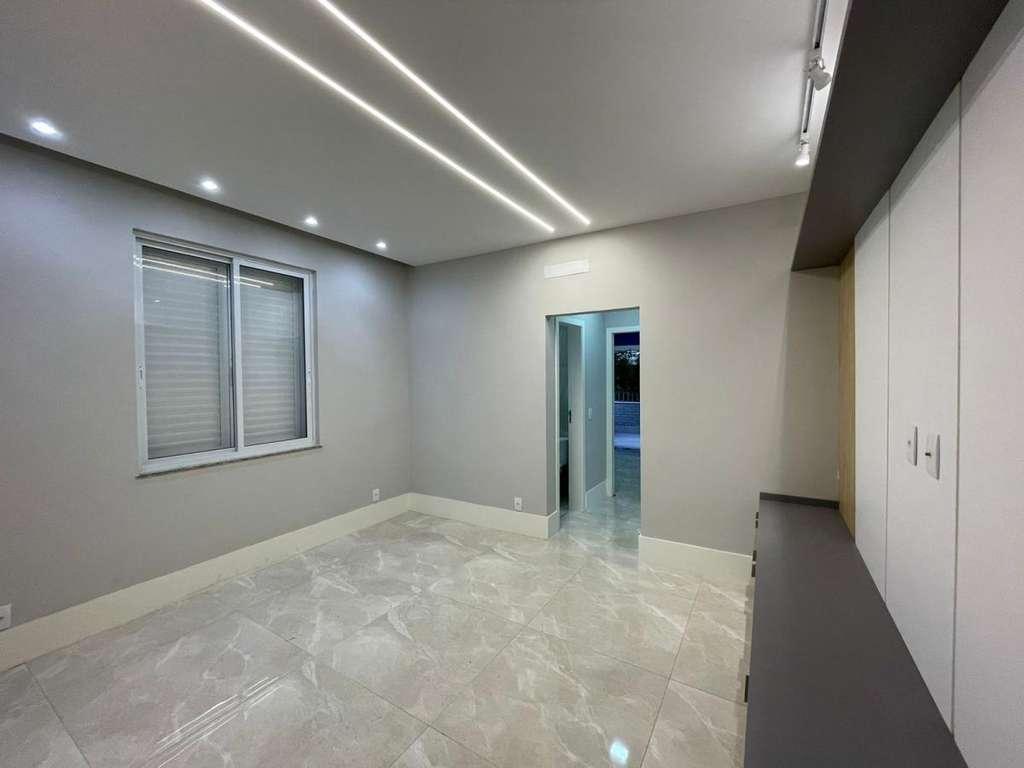 Apartamento à venda com 2 quartos, 78m² - Foto 4