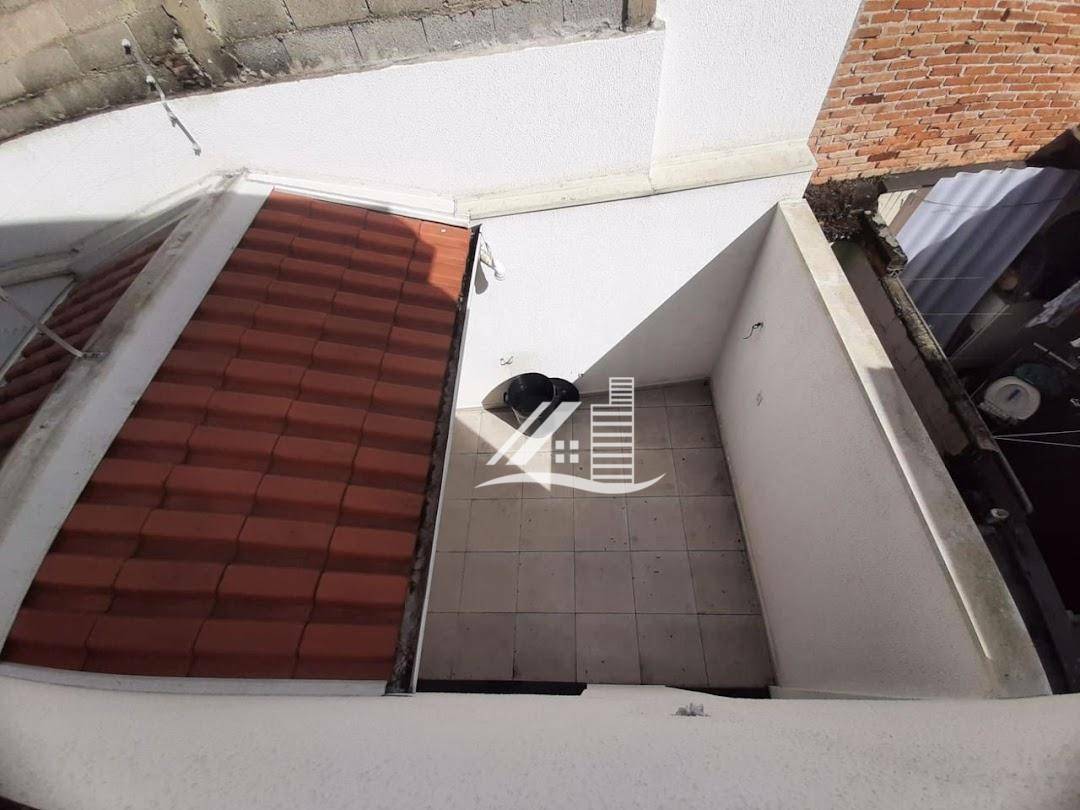 Sobrado à venda com 3 quartos, 100m² - Foto 27