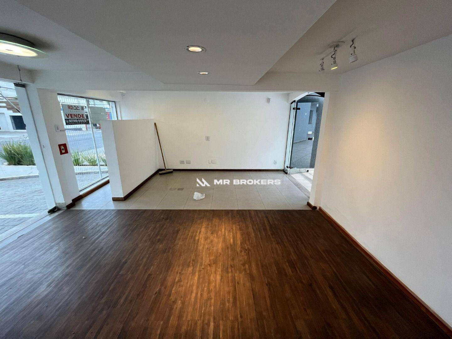 Loja-Salão, 150 m² - Foto 1