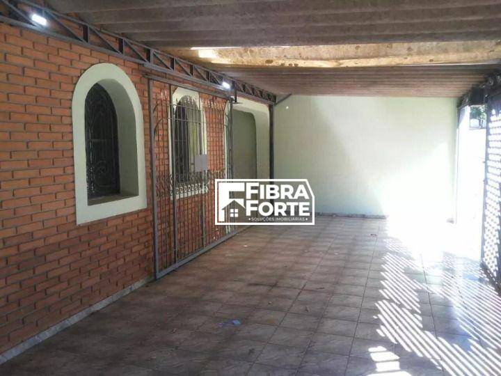 Casa, 3 quartos, 230 m² - Foto 1