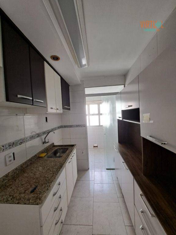 Apartamento à venda com 3 quartos, 64m² - Foto 4