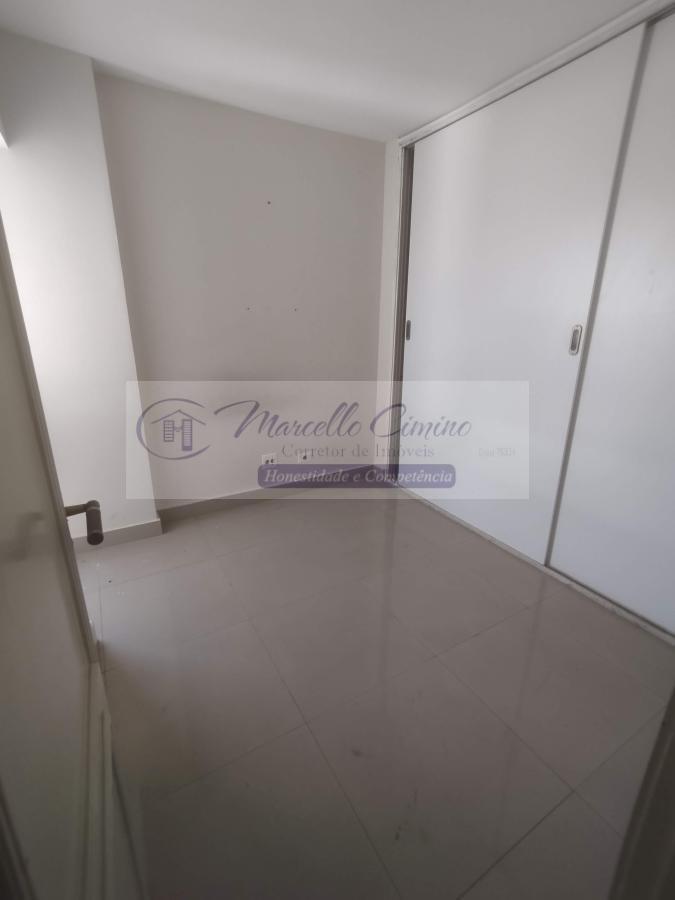 Apartamento à venda com 3 quartos, 78m² - Foto 25