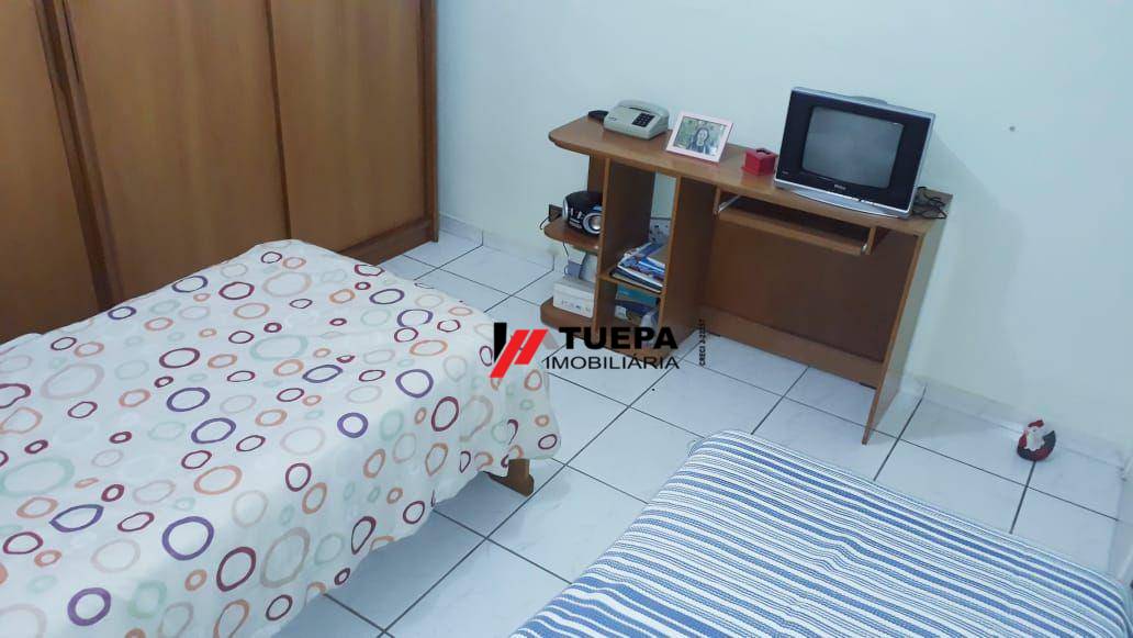 Apartamento à venda com 1 quarto, 42m² - Foto 2