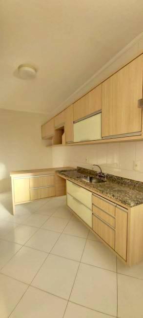 Apartamento à venda com 3 quartos, 106m² - Foto 6