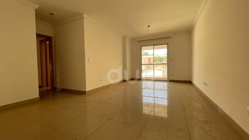 Apartamento à venda com 3 quartos, 116m² - Foto 1