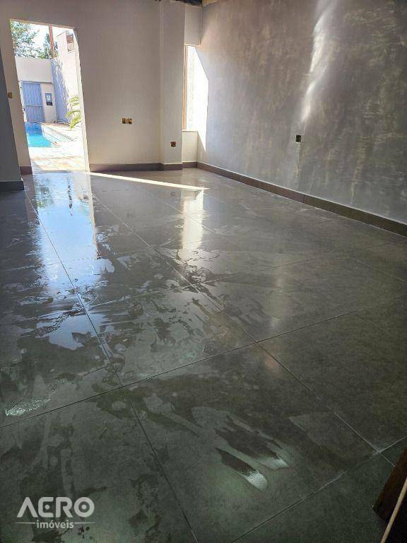 Casa à venda com 1 quarto, 70m² - Foto 8