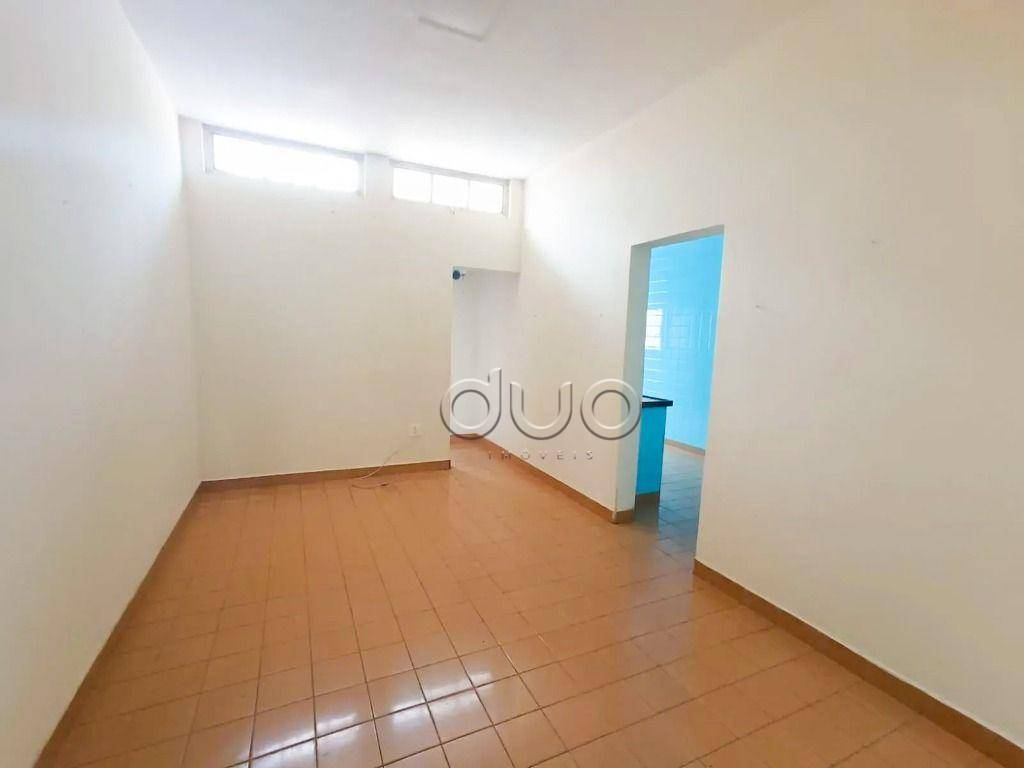 Casa à venda com 3 quartos, 232m² - Foto 17