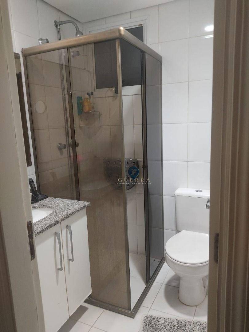 Apartamento à venda com 3 quartos, 79m² - Foto 12