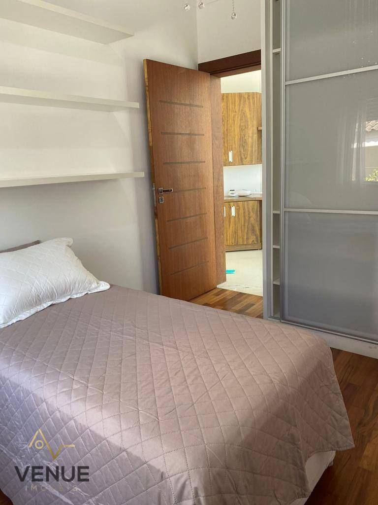 Casa de Condomínio à venda com 4 quartos, 290m² - Foto 12