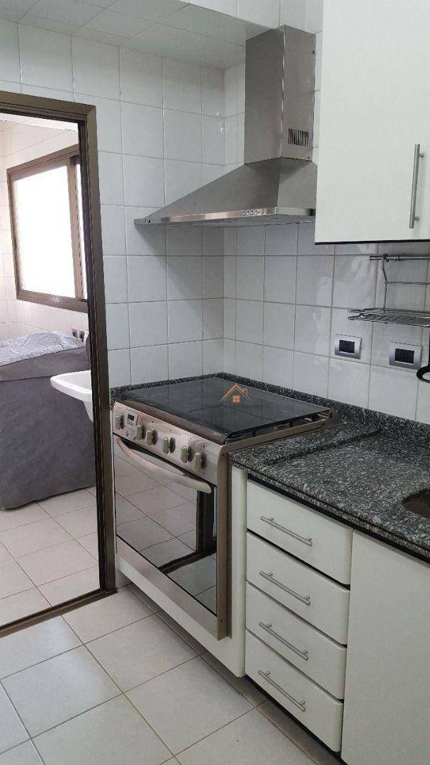 Apartamento para alugar com 3 quartos, 100m² - Foto 16