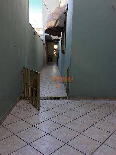 Sobrado à venda com 3 quartos, 300m² - Foto 44