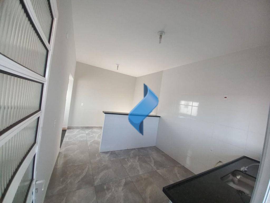 Casa à venda com 4 quartos, 205m² - Foto 10