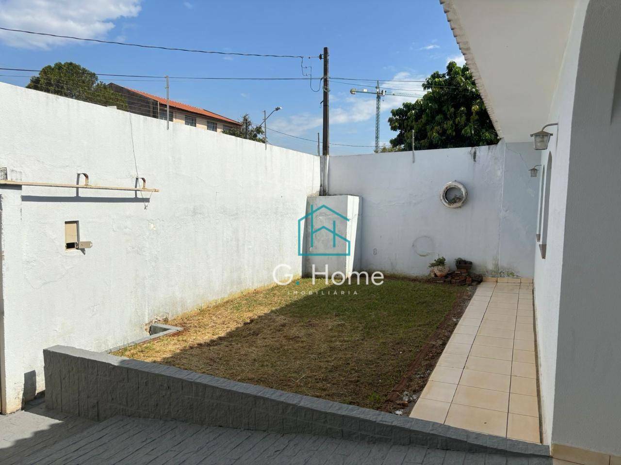 Casa à venda com 4 quartos, 200m² - Foto 15