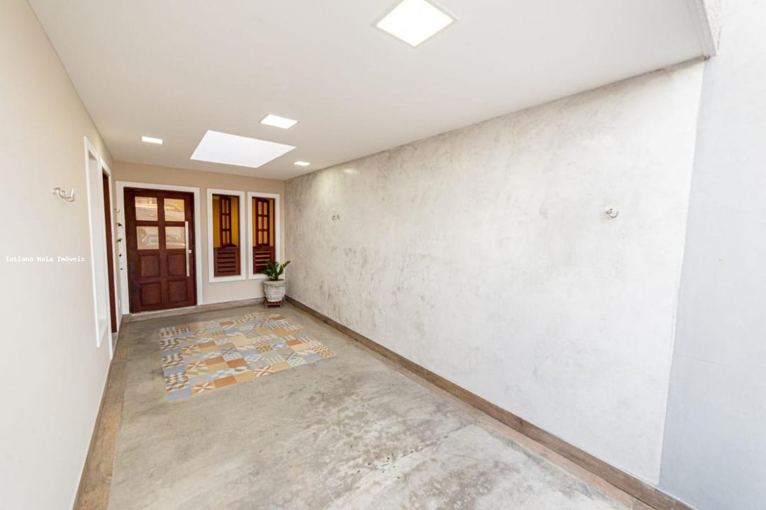 Casa à venda com 6 quartos, 300m² - Foto 16