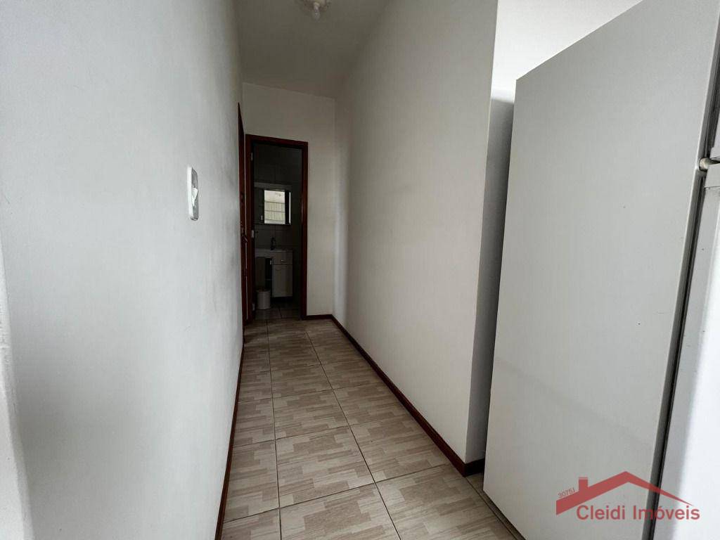 Apartamento para alugar com 1 quarto, 40m² - Foto 13