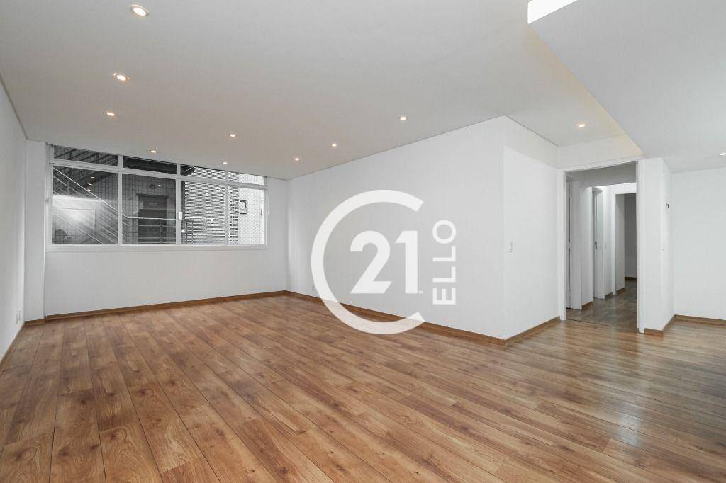 Apartamento para alugar com 3 quartos, 140m² - Foto 1