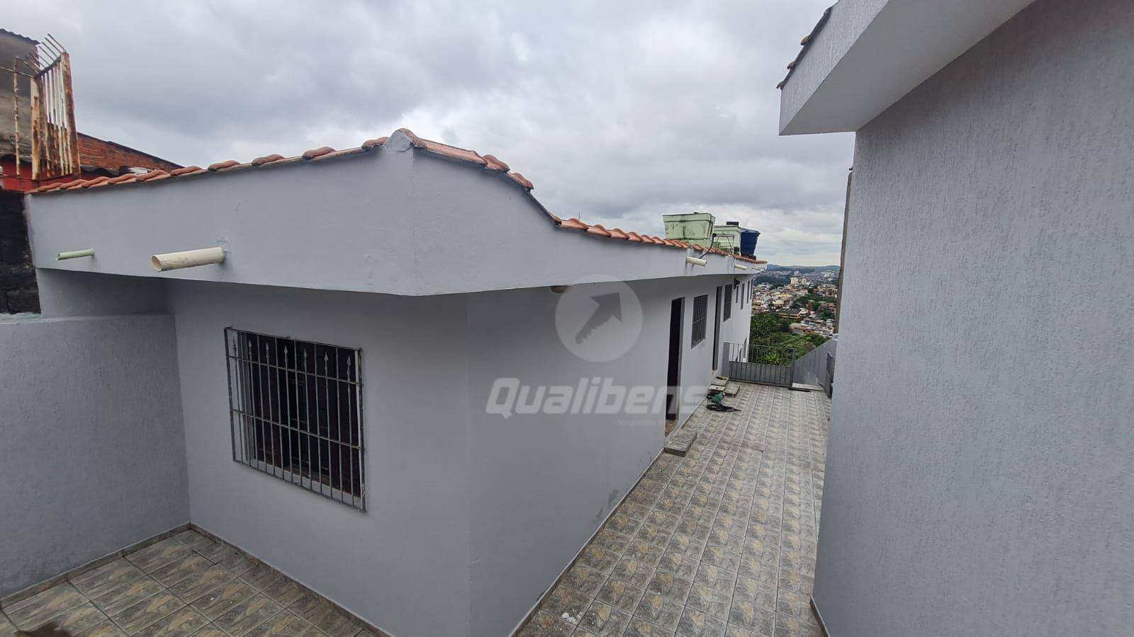 Casa à venda com 3 quartos, 180m² - Foto 14