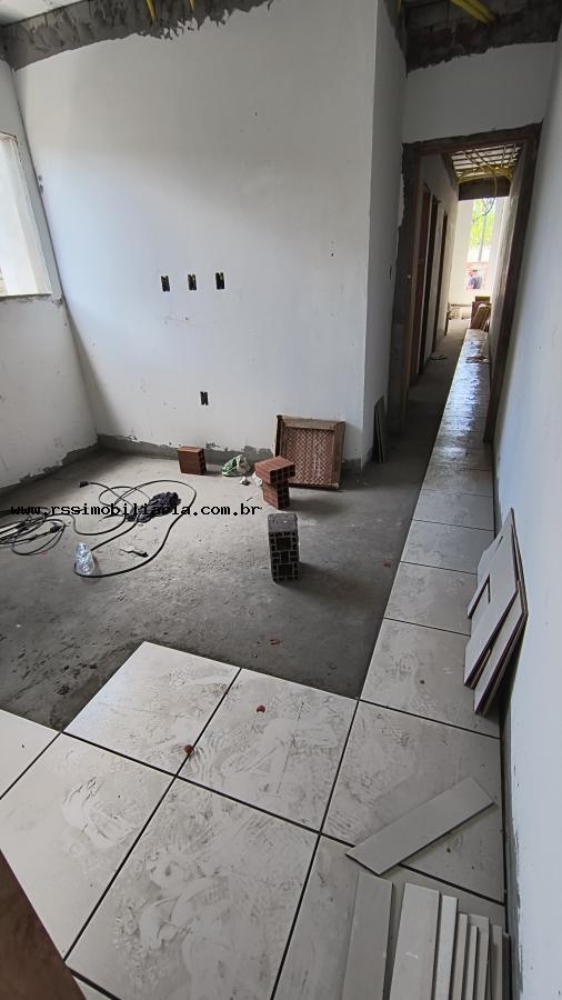 Casa à venda com 3 quartos, 65m² - Foto 3